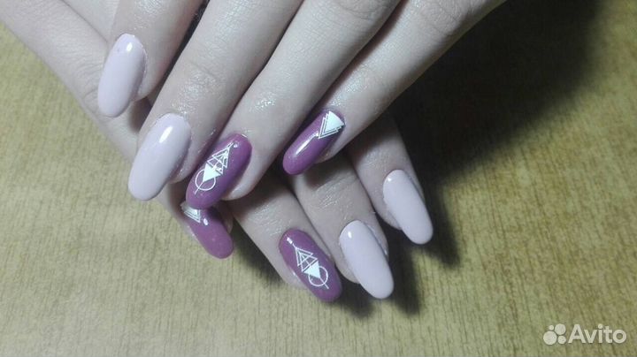 Маникюр и педикюр