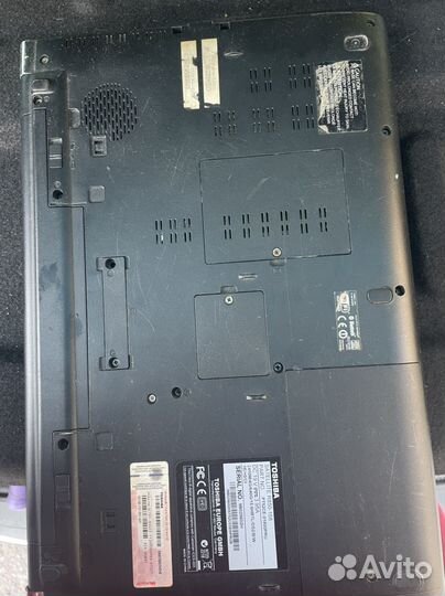 Ноутбук toshiba