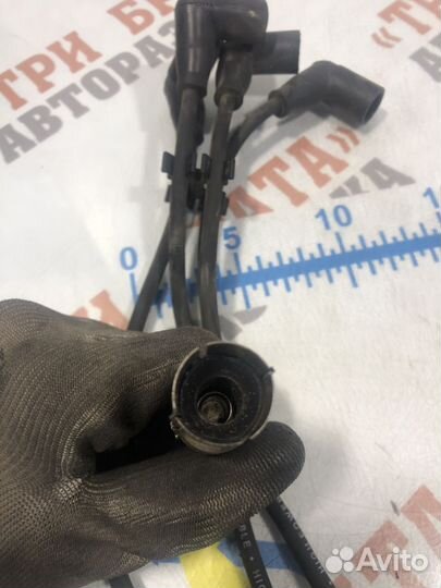 Фольксваген Гольф Высоковольтный провод свечи