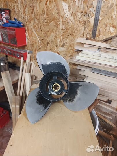 Гребной винт honda 115