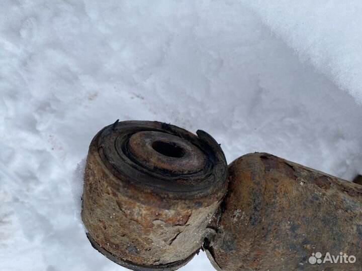 Амортизатор передний infiniti Qx 56 ja 60