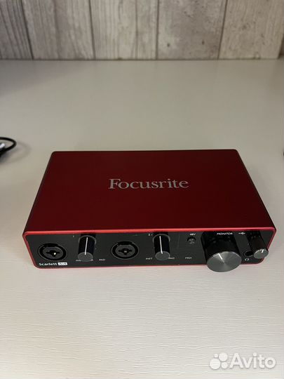 Focusrite scarlett 4i4 3rd gen звуковая карта