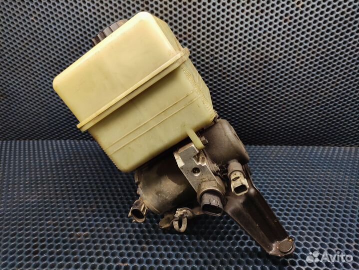 Насос гидроподвески lexus LX470