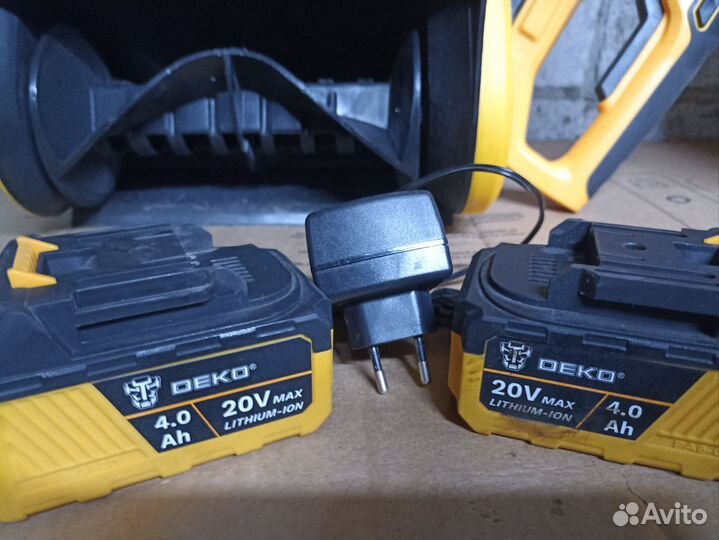 Снегоуборочная лопата Deko