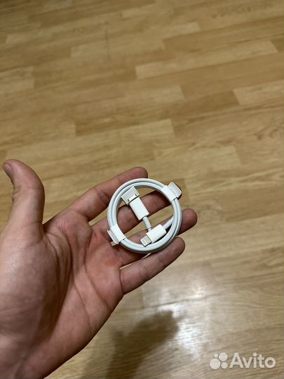 Кабель Apple USB-C to Lightning Cable 1 м, белый