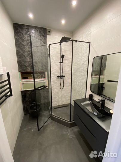 Душевая перегородка из стекла