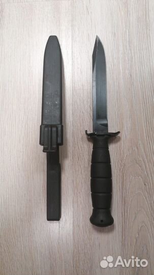 Нож туристический glock