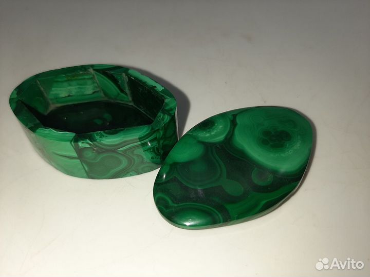 Шкатулка из малахита