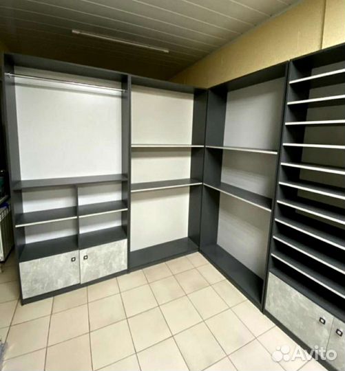 Стеллажи для табака и кальянов