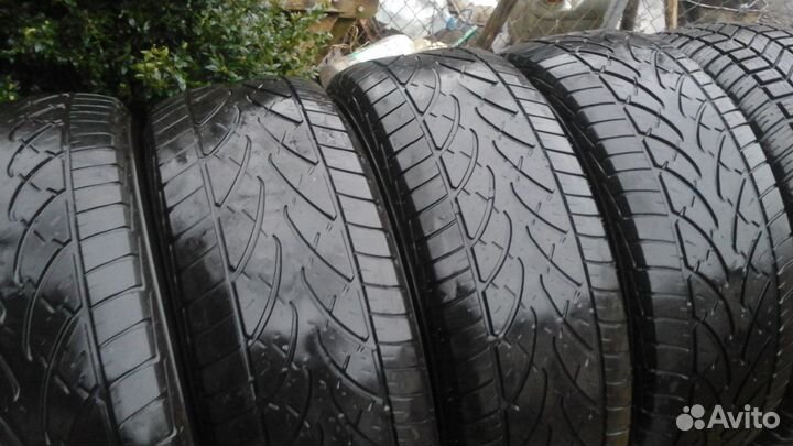 Bridgestone Dueler H/P 265/70 R15