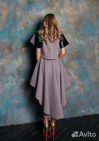 Костюм женский