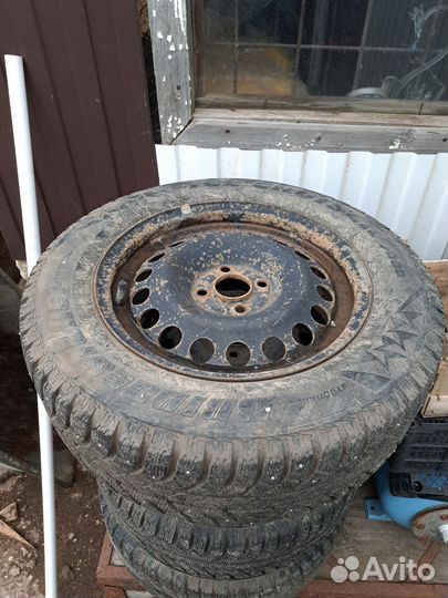Bridgestone Ice Cruiser 7000 195/65 R15