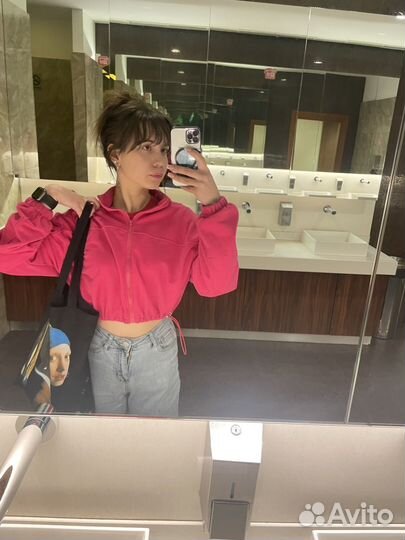 Спортивная кофта на молнии розовая