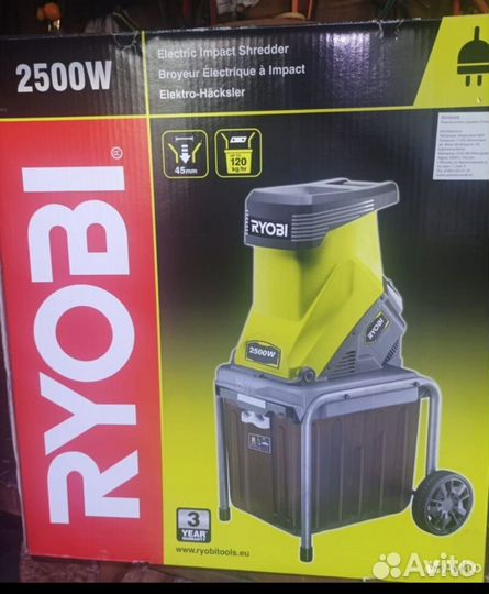 Измельчитель веток садовый бу