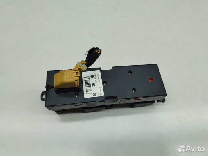 Блок стеклоподъемников Volkswagen Golf MK4 1999 г