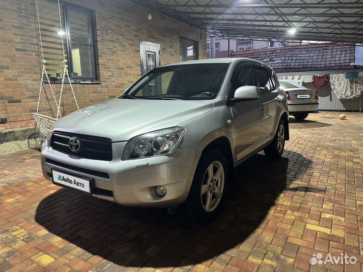 Toyota RAV4 2.0 AT, 2007, 343 000 км