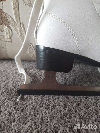 Коньки фигурные