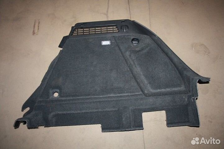 Обшивка багажника (правая) audi Q3 2011-2014 (8U)