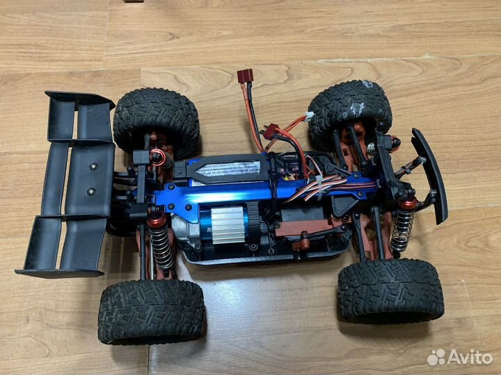 Радиоуправляемая модель RH S-evor