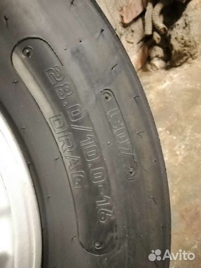 Hoosier Drag Racing Slicks 4.25/26 R17 и 10.00/28 R16 80W