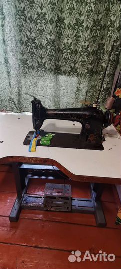 Швейная машина Подольск