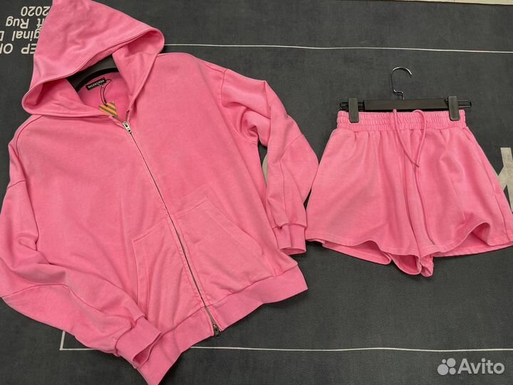 Спортивный костюм Balenciaga