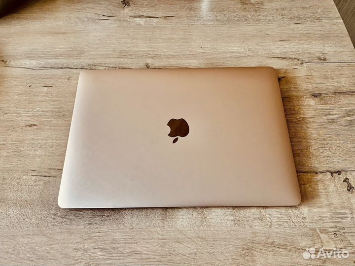Apple MacBook Air 13 M1 (2020)