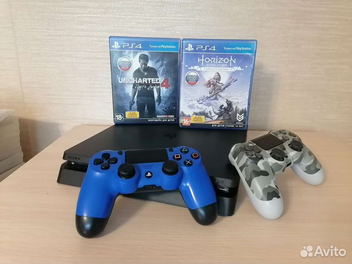 PS4 Slim +2джоя, игры