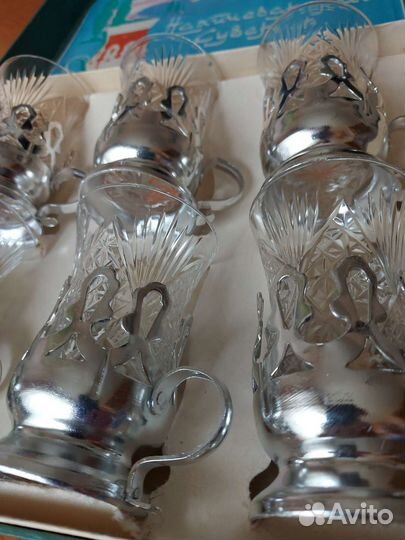 Хрустальные стаканы с подстаканниками