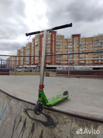 Трюковой самокат