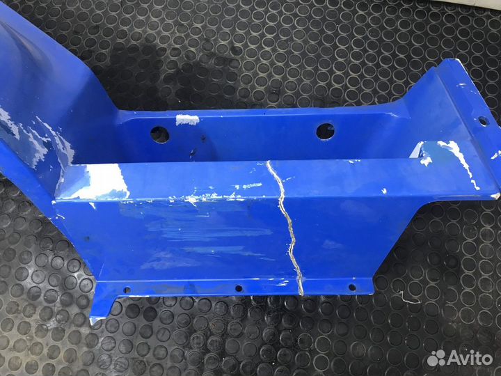 Корпус подножки правой Renault Premium