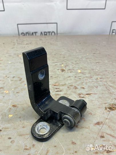 Петля двери задняя левая Bmw 5 G30 2.0 2021