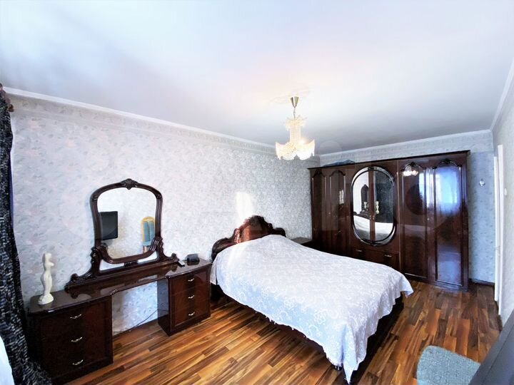 4-к. квартира, 92,2 м², 3/5 эт.