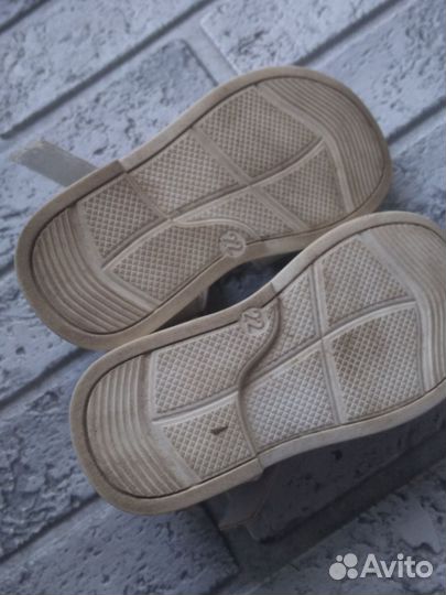 Сандалии детские 21 размер