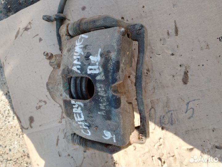 Суппорт передний левый Chery Amulet