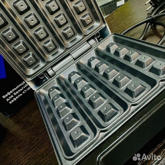 Вафельница Kitfort кт-1695