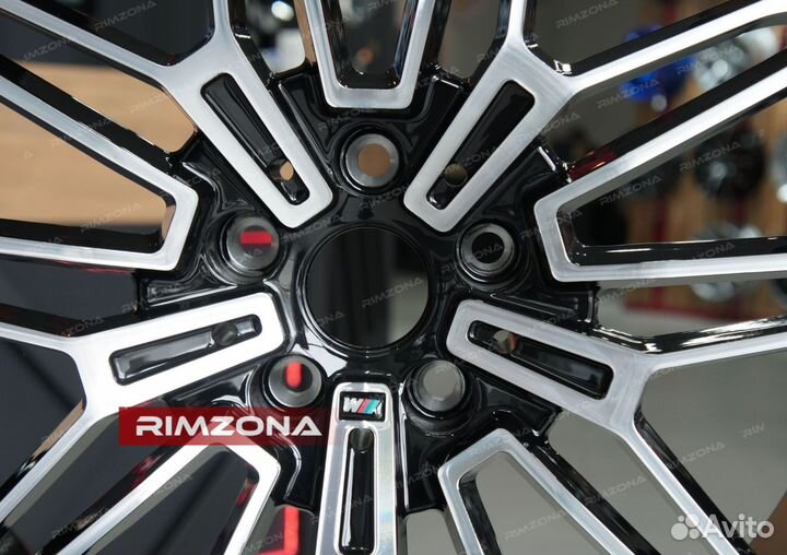 Кованые диски R22 на Bmw X7 G07