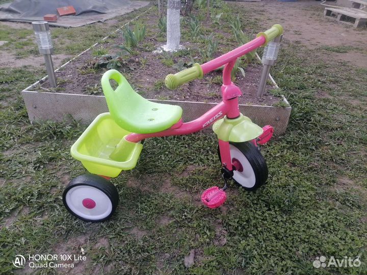 Продам детский трех колёсный велосипед