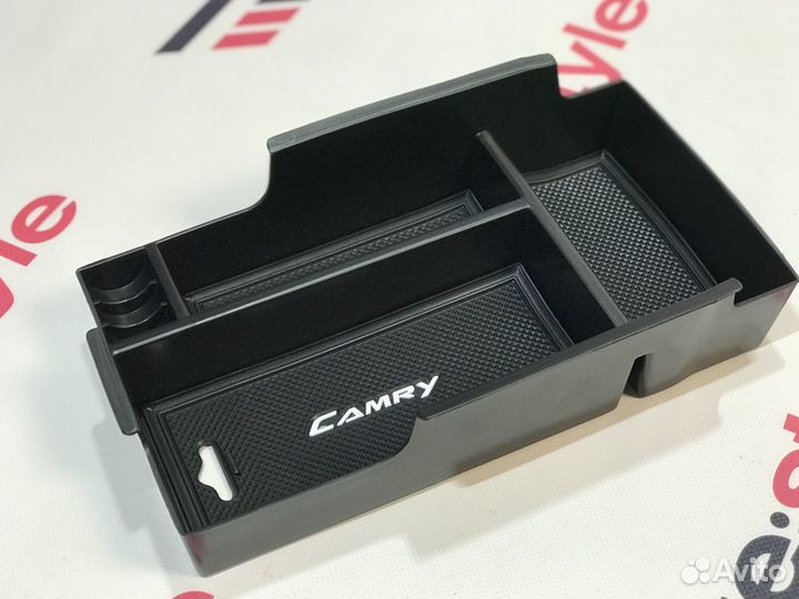 Органайзер в подлокотник Toyota Camry 50 R934