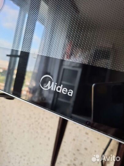 Микроволновая печь Midea с грилем