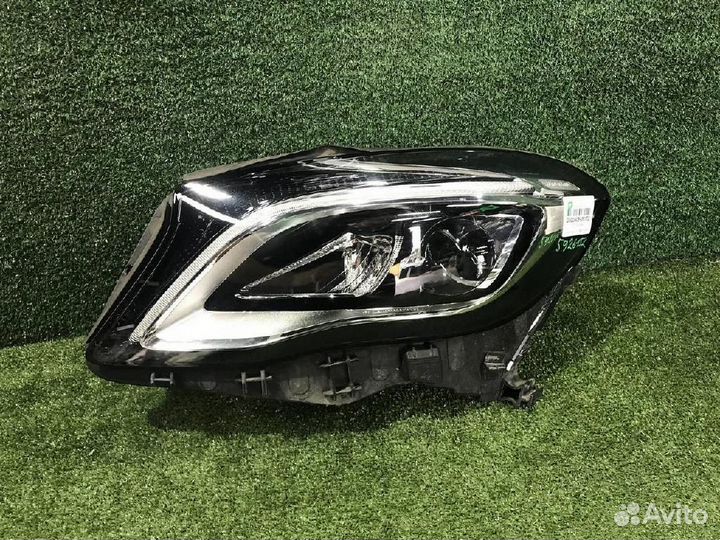 Фара левая Mercedes-Benz GLA-Class