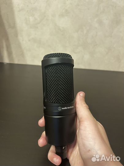 Микрофон audio technica AT 2020