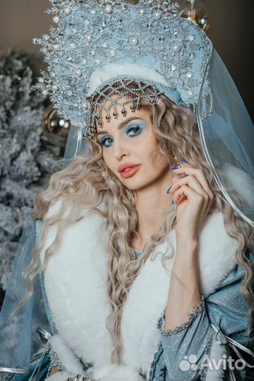 Светящийся двусторонний костюм снегурочки