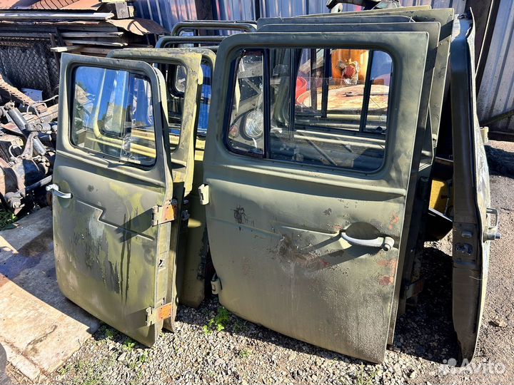 Дверь урал 4320