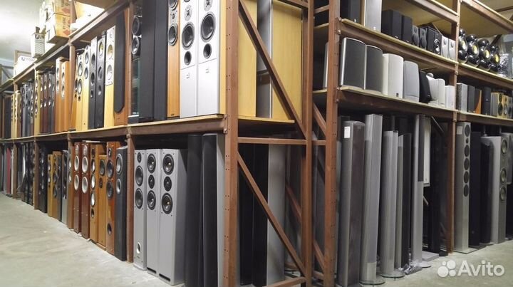 Bowers s Wilkins (BW) FPM5 (England)