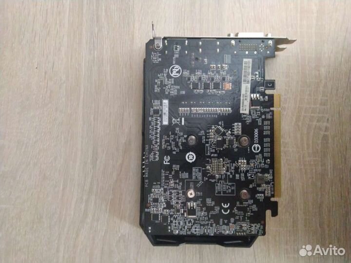 Видеокарта rx550 2gb Gigabyte