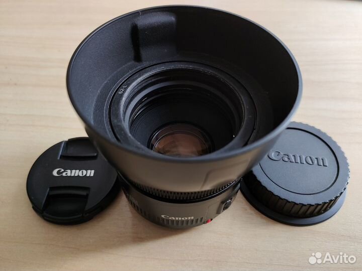 Объектив Canon lens EF 50mm f/1.8 ll, Japan