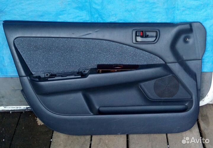 Обшивка дверей-дверная карта кузов ST210