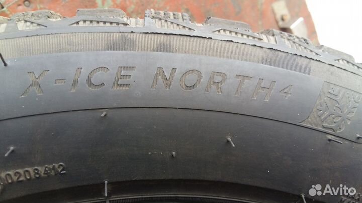 Michelin X-Ice North 4 225/55 R18 102T