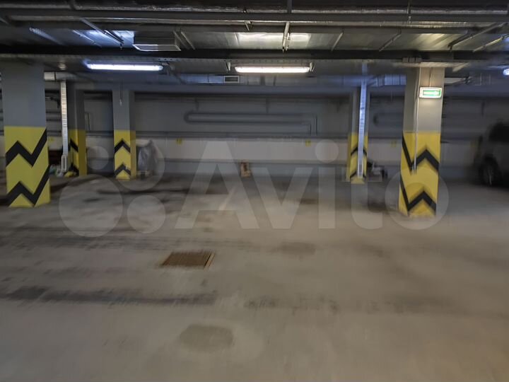 Машиноместо, 23 м²